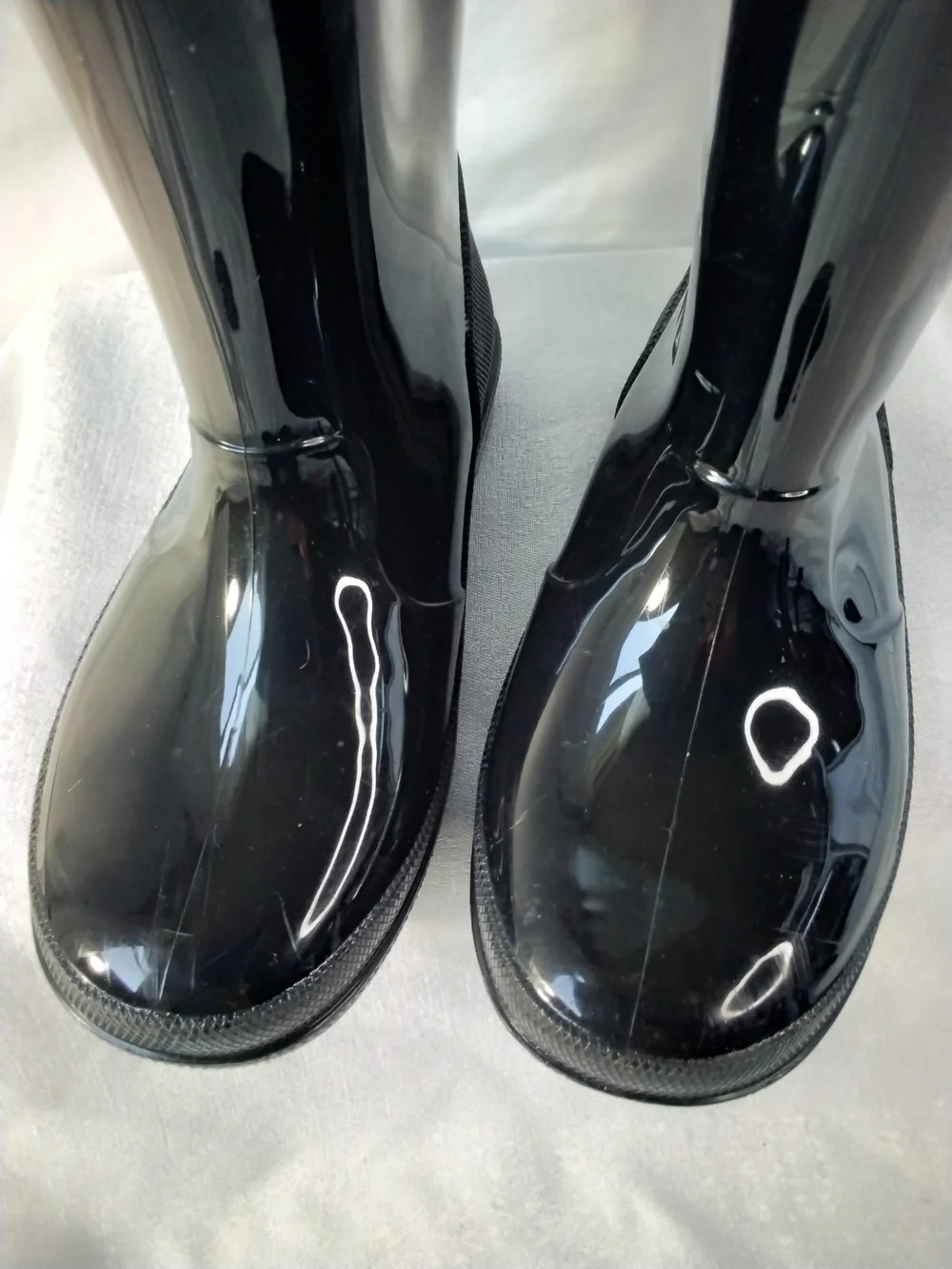 Magellan Outdoors Black Gloss Kids Rain Boots